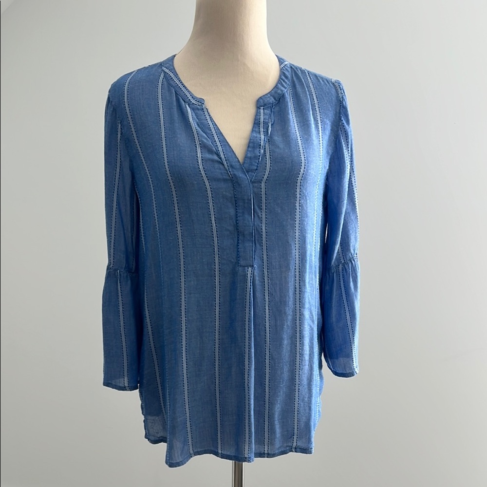 Bass Blue and White 3/4 Sleeve Mandarin Collar Blouse